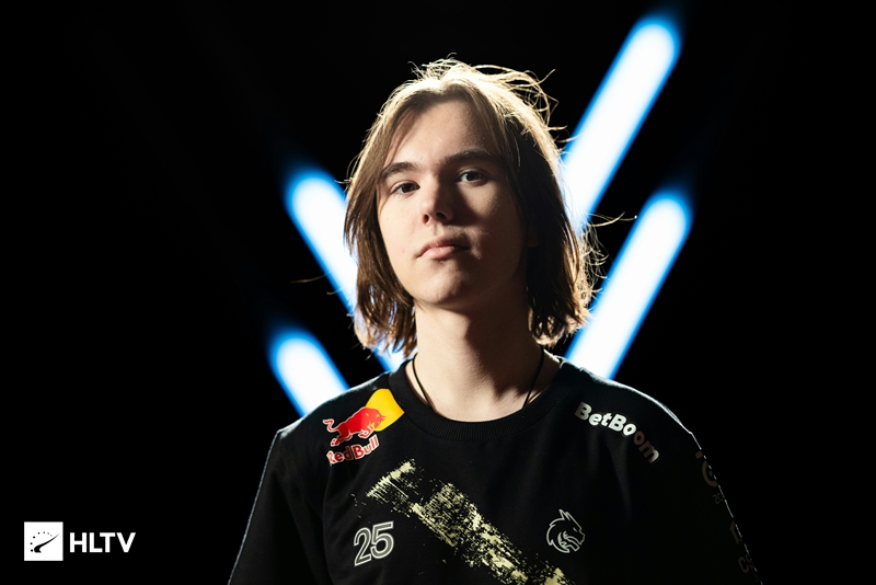 在他的国家 在他的国家