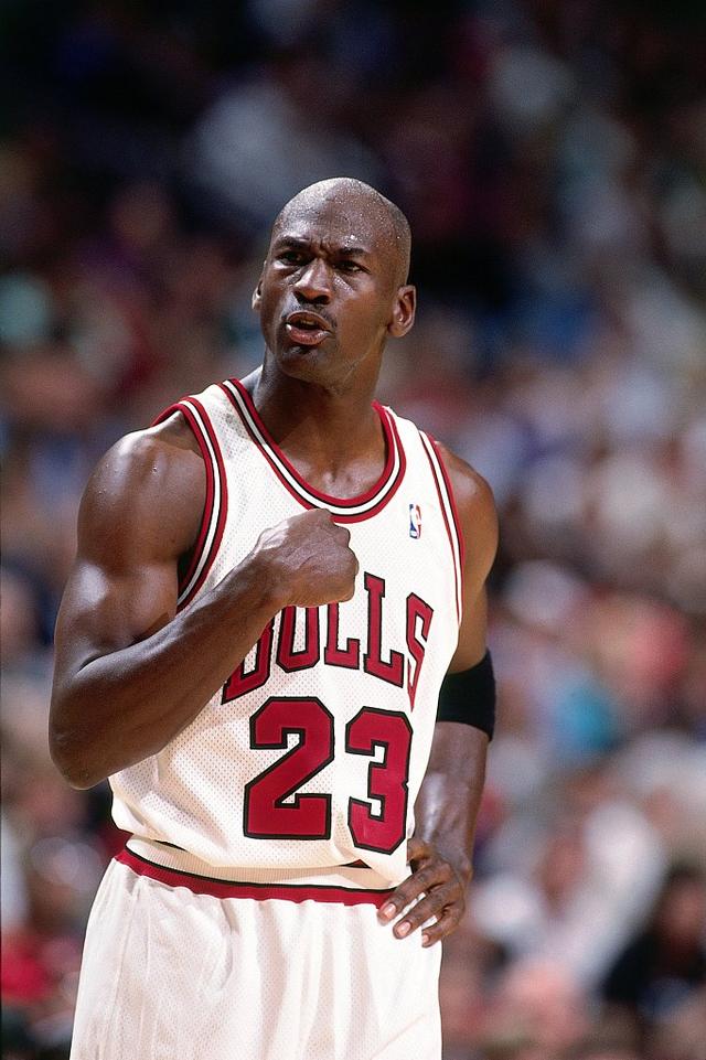 优势逐渐受 优势逐渐受